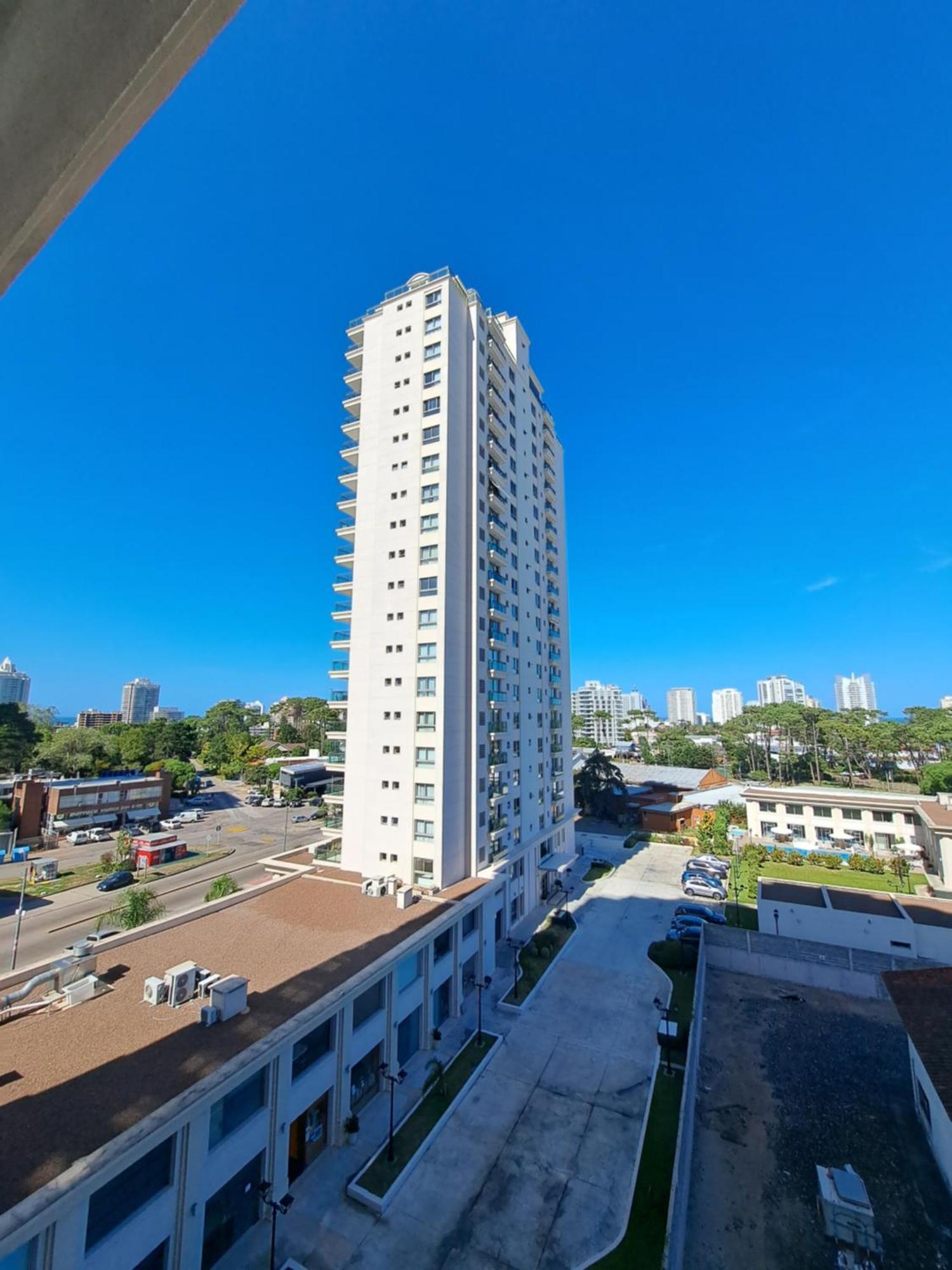 Monoambiente De Lujo En Place Lafayette - Ganadores Del Premio Award 2025 Punta del Este Exteriör bild